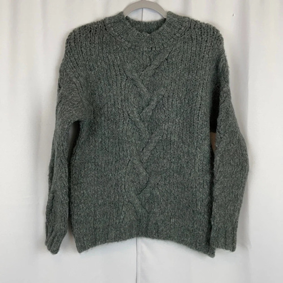 NWT Urban Outfitters Cable Knit Wool‎ Blend Crew Neck Sweater - Picture 3 of 10